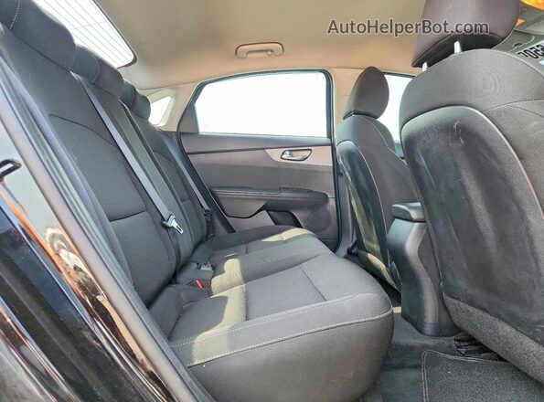 3KPF24AD6ME273552 2021 KIA FORTE Black უკანა სავარძლების ხედი