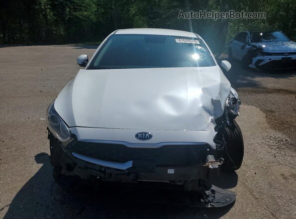 3KPF24AD6ME282848 2021 KIA FORTE Белый Вид спереди