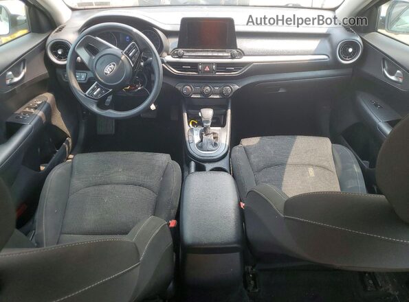 3KPF24AD6ME292263 2021 KIA FORTE White Vista del salpicadero