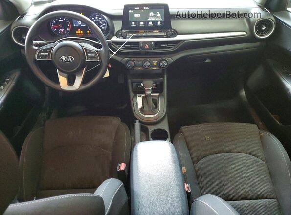 3KPF24AD6ME302631 2021 KIA FORTE Silver Dashboard view