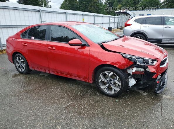 3KPF24AD6ME302810 2021 KIA FORTE Red Front right