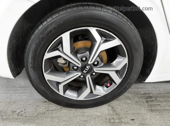 3KPF24AD6ME316061 2021 KIA FORTE White 