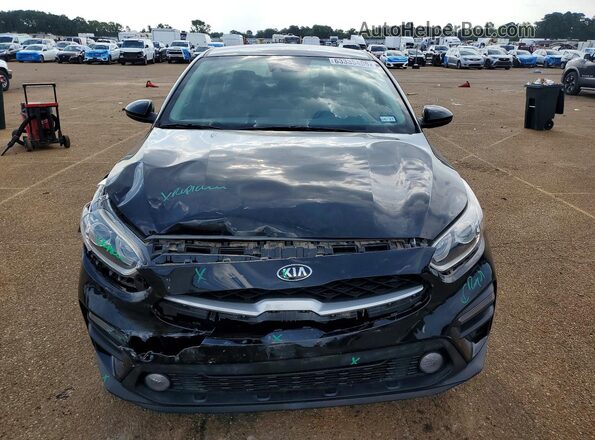3KPF24AD6ME375563 2021 KIA FORTE Black Widok z przodu