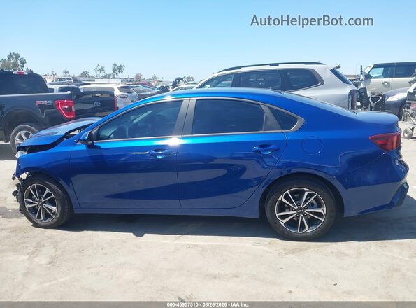 3KPF24AD6NE496885 2022 KIA FORTE Blue 360 interior view