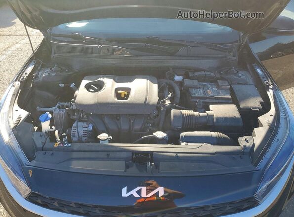 3KPF24AD6PE624464 2023 KIA FORTE Black Вид задньої частини салону