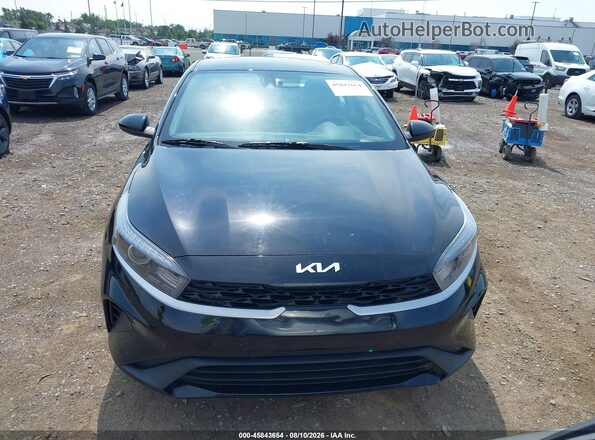 3KPF24AD6RE752481 2024 KIA FORTE Черный Вид задней части салона