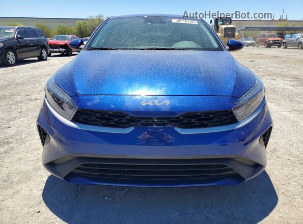3KPF24AD6RE761570 2024 KIA FORTE Синий Вид спереди