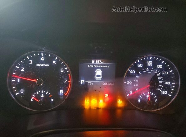 3KPF24AD7KE019782 2019 KIA FORTE Red Vista del cuadro de instrumentos