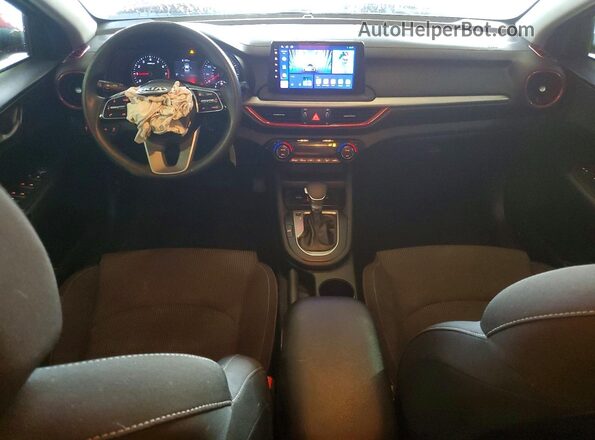 3KPF24AD7KE019782 2019 KIA FORTE Red Vista del salpicadero