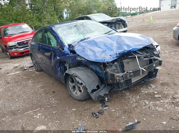 3KPF24AD7KE057464 2019 KIA FORTE Blue Front view