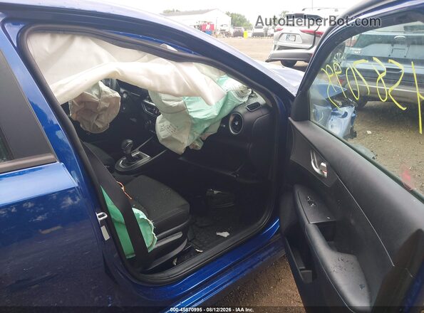 3KPF24AD7KE057464 2019 KIA FORTE Blue Front interior view