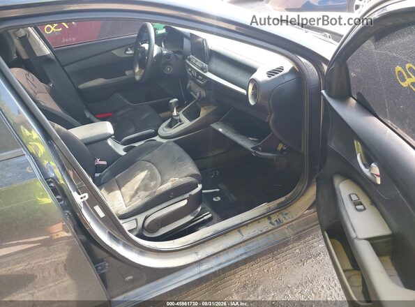 3KPF24AD7KE099357 2019 KIA FORTE Gray Вид салону спереду