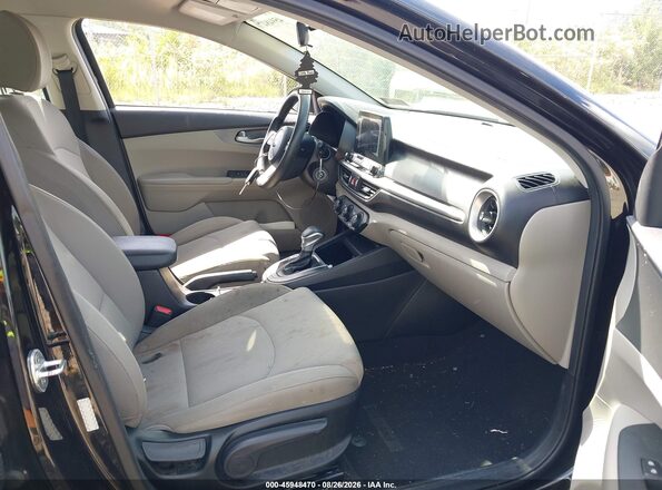 3KPF24AD7LE143732 2020 KIA FORTE Black Вид салону спереду