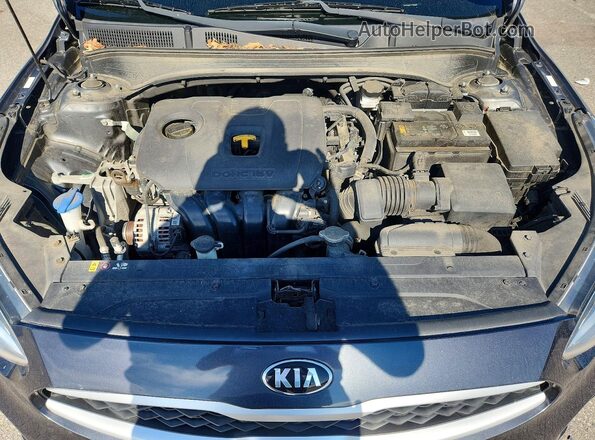 3KPF24AD7LE189495 2020 KIA FORTE Charcoal Vista interior trasera