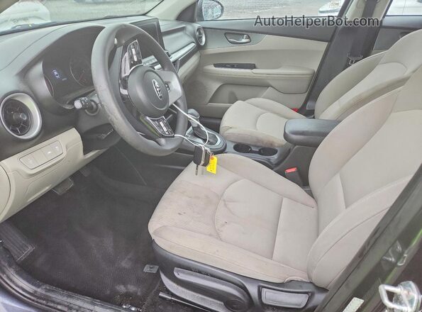 3KPF24AD7LE193952 2020 KIA FORTE Blue Вид салону спереду
