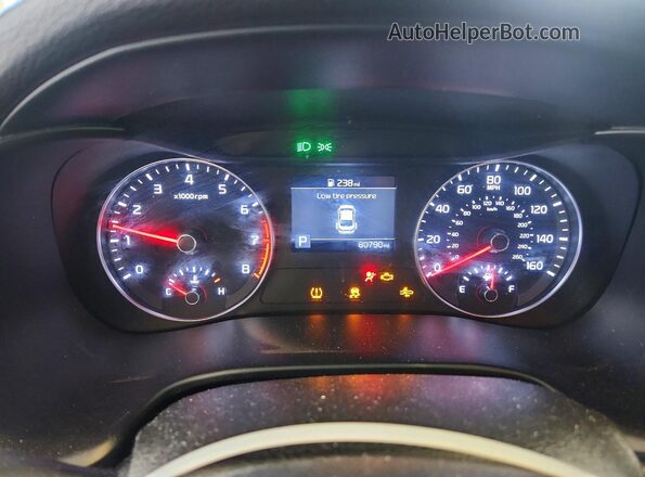 3KPF24AD7ME266822 2021 KIA FORTE Silver Вид щитка приладів