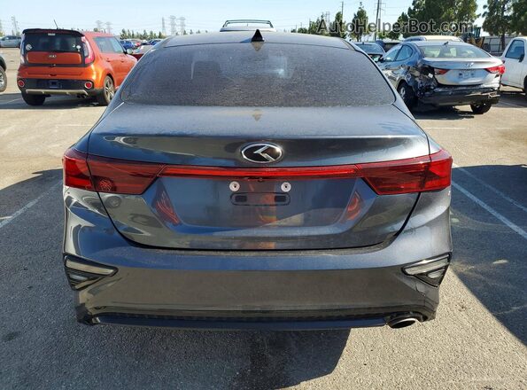 3KPF24AD7ME307384 2021 KIA FORTE Charcoal Вид ззаду