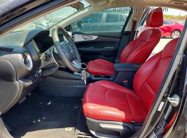 3KPF24AD7NE439921 2022 KIA FORTE Черный Вид салона спереди