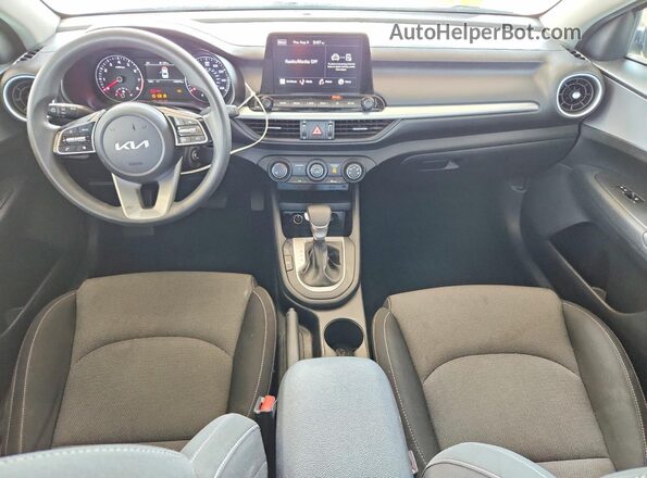 3KPF24AD7PE566414 2023 KIA FORTE White Вид панелі приладів