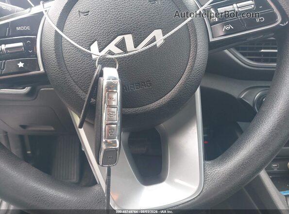 3KPF24AD7PE594844 2023 KIA FORTE White Вид панелі приладів