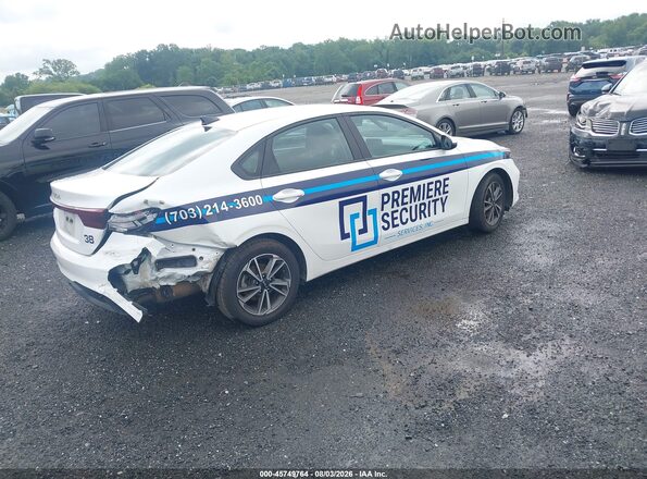 3KPF24AD7PE594844 2023 KIA FORTE White Задня права чверть