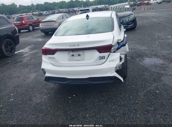 3KPF24AD7PE594844 2023 KIA FORTE White 