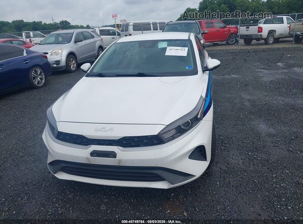 3KPF24AD7PE594844 2023 KIA FORTE White Вид щитка приладів