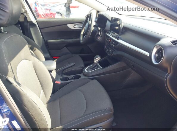 3KPF24AD7PE693700 2023 KIA FORTE Blue Front interior view