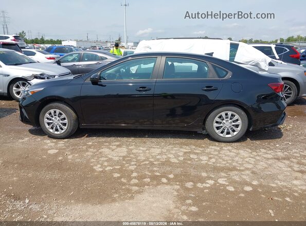 3KPF24AD7RE787238 2024 KIA FORTE Black Vista interior de 360 grados