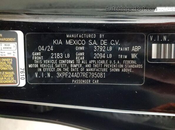 3KPF24AD7RE795081 2024 KIA FORTE Black Vista del compartimento del motor