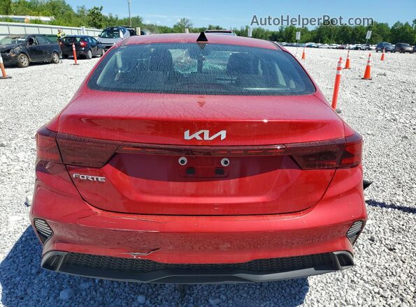 3KPF24AD7RE821467 2024 KIA FORTE Красный Вид сзади