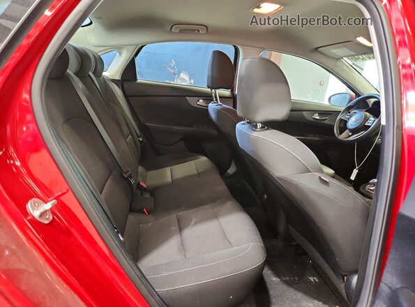 3KPF24AD8KE059188 2019 KIA FORTE Red Rear seats view