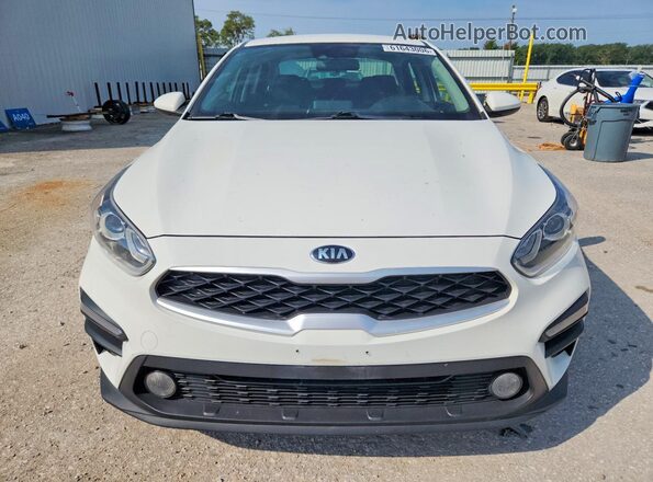 3KPF24AD8KE138263 2019 KIA FORTE White Widok z przodu
