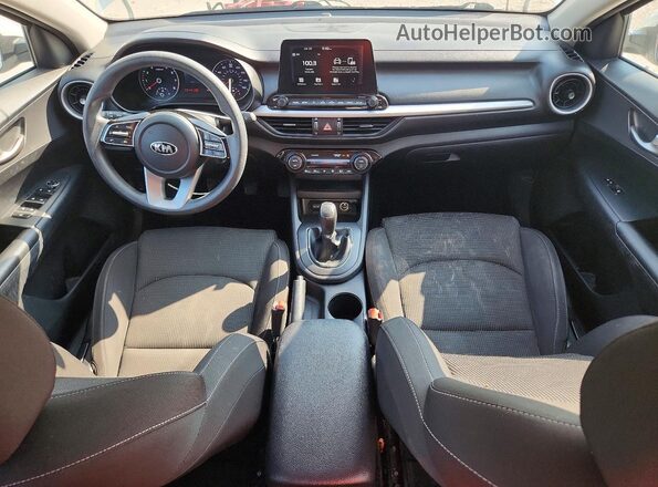 3KPF24AD8KE138263 2019 KIA FORTE White Widok deski rozdzielczej