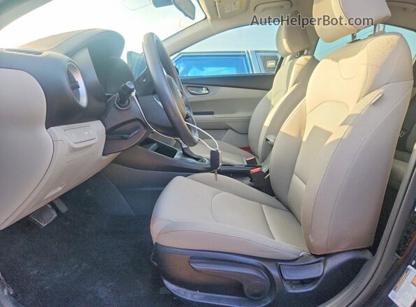 3KPF24AD8LE247016 2020 KIA FORTE Black Սալոնի դիմացի տեսք