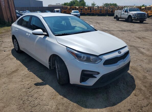 3KPF24AD8ME320189 2021 KIA FORTE Белый Передняя правая четверть