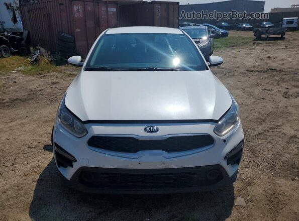 3KPF24AD8ME320189 2021 KIA FORTE Белый Вид спереди