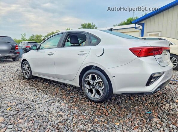 3KPF24AD8ME334710 2021 KIA FORTE Silver Tył lewy