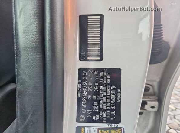 3KPF24AD8ME334710 2021 KIA FORTE Silver Widok komory silnika