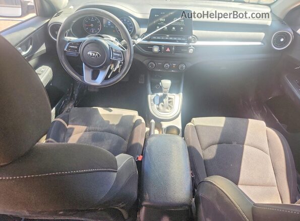 3KPF24AD8ME342564 2021 KIA FORTE Серый Вид панели приборов