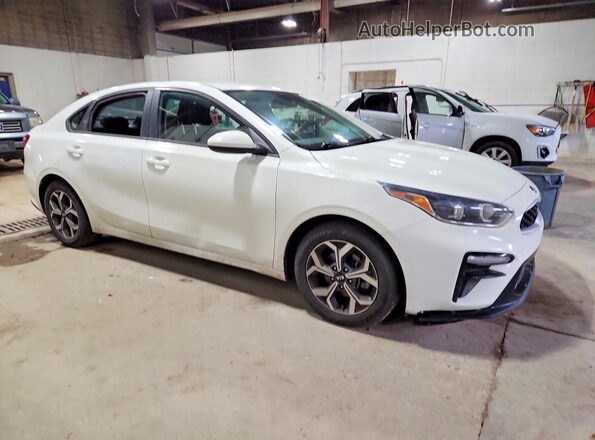 3KPF24AD8ME350650 2021 KIA FORTE White Передня права чверть