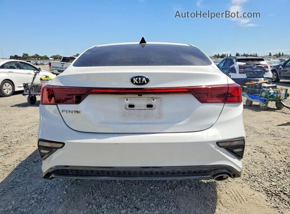 3KPF24AD8ME351846 2021 KIA FORTE White უკანა ხედი