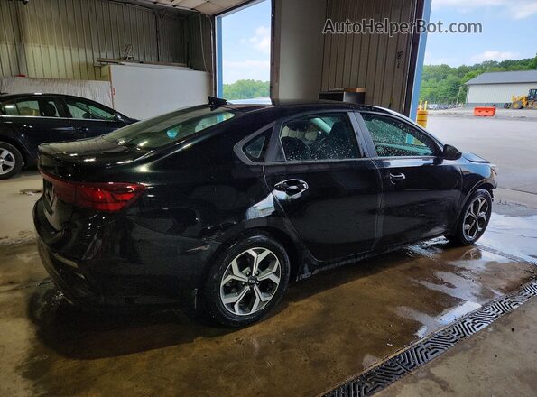 3KPF24AD8ME388668 2021 KIA FORTE Black Rear right