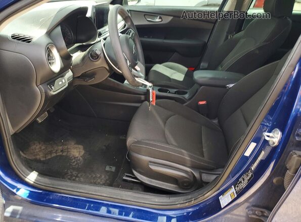 3KPF24AD8ME412581 2021 KIA FORTE Blue Widok wnętrza z przodu