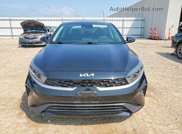 3KPF24AD8NE467596 2022 KIA FORTE Черный Вид спереди