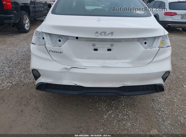3KPF24AD8PE507811 2023 KIA FORTE Белый Вид спереди
