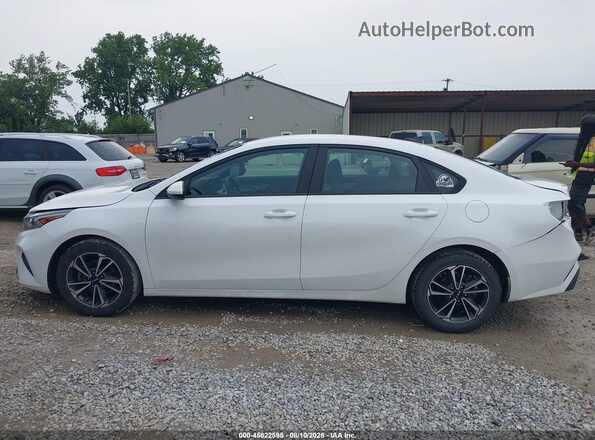 3KPF24AD8PE507811 2023 KIA FORTE Белый 