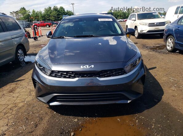3KPF24AD8PE662990 2023 KIA FORTE Серый Вид спереди