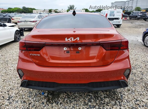 3KPF24AD8RE703508 2024 KIA FORTE Orange Rear view