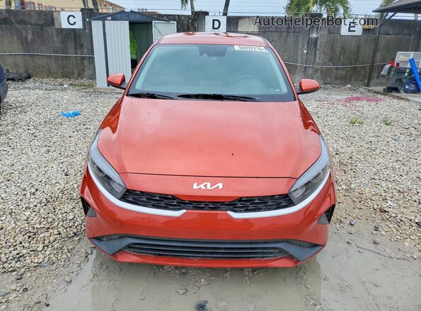 3KPF24AD8RE703508 2024 KIA FORTE Orange Front view